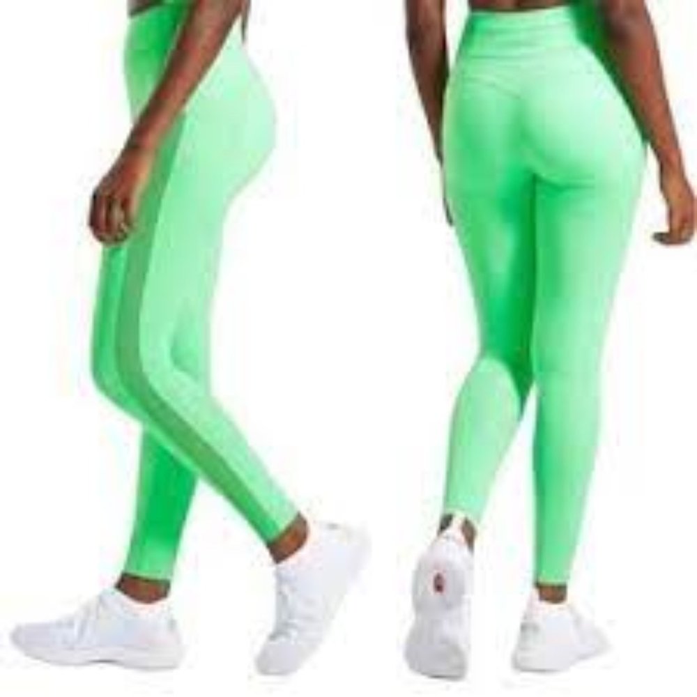 Gymshark Move Leggings - Light Green - Size M